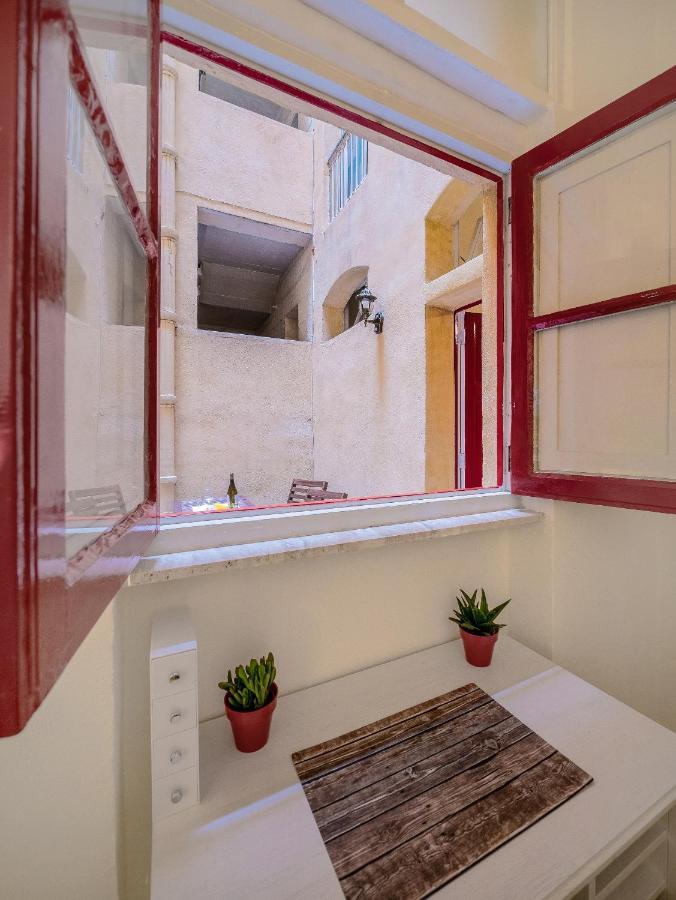Valletta Main Street Apartment Valeta Exterior foto
